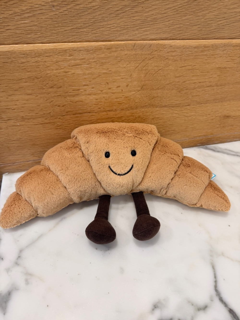 Jellycat NWT amuseables croissant medium